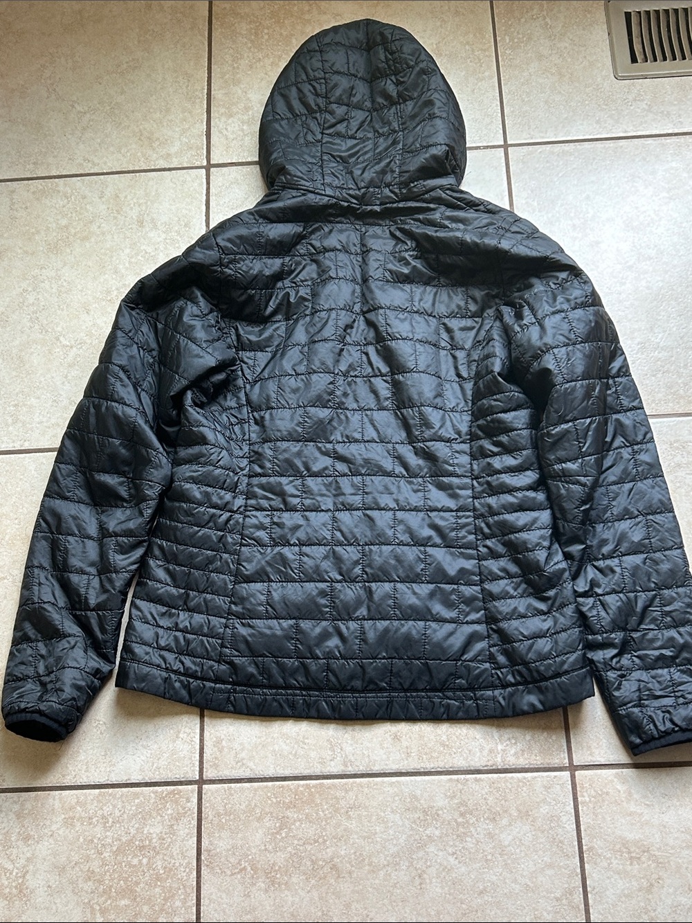 Patagonia Women's Nano Puff Hoody Jacket Black Size Large read description - Picture 3 of 5